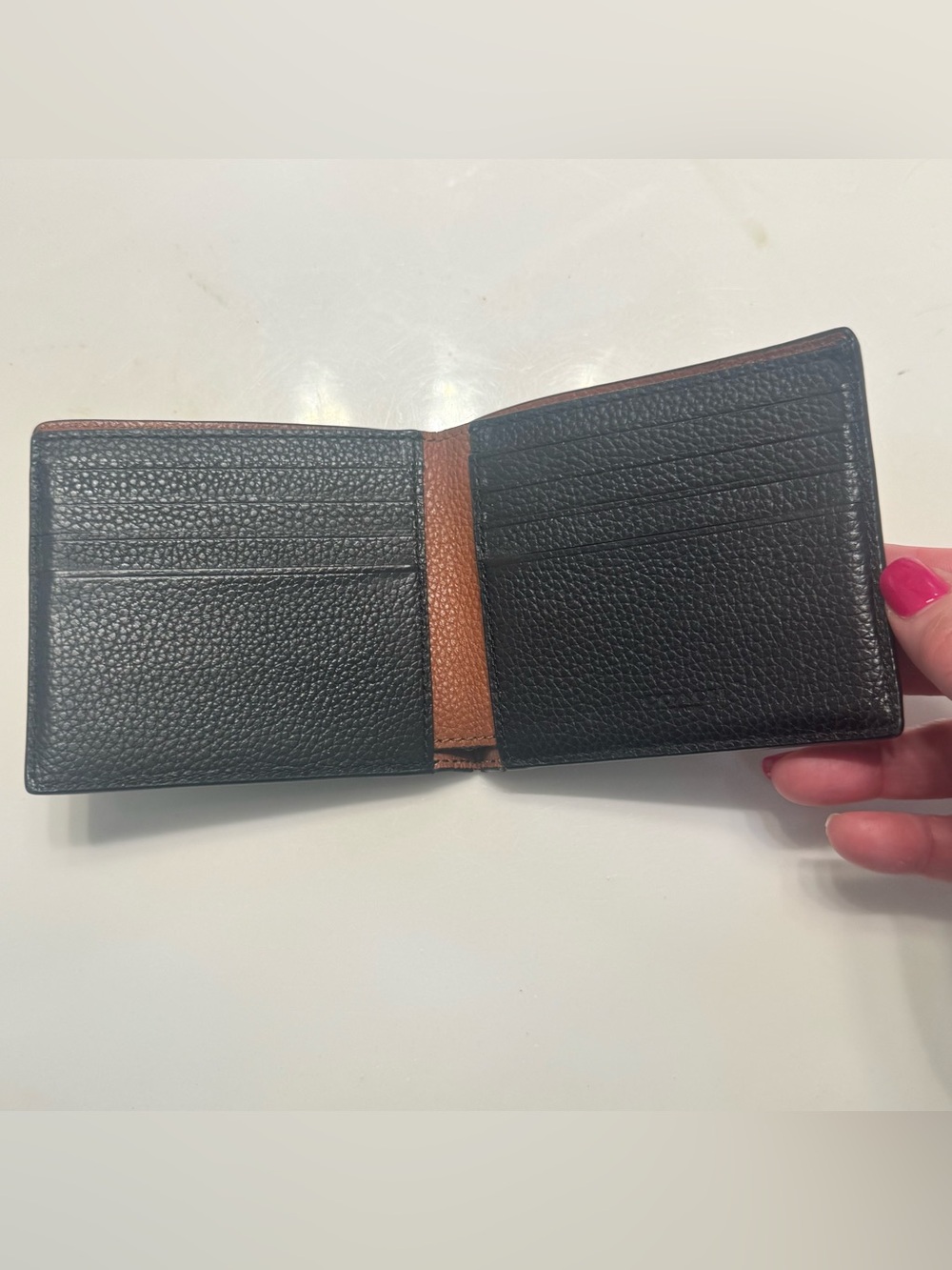 Coach Men’s Black Pebble Leather Billfold Wallet - Picture 4 of 13